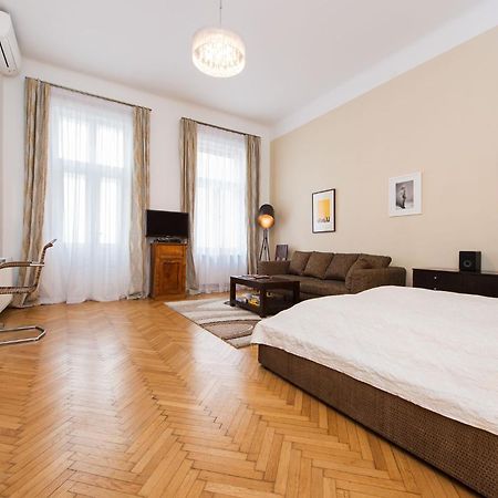 Rosa Linde - Comfort Rooms Vienna Room photo
